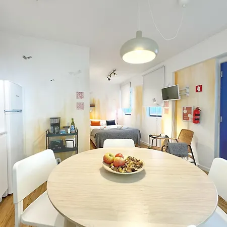 Apartment Curious Crow 1 By Homeful Homes Lisbon